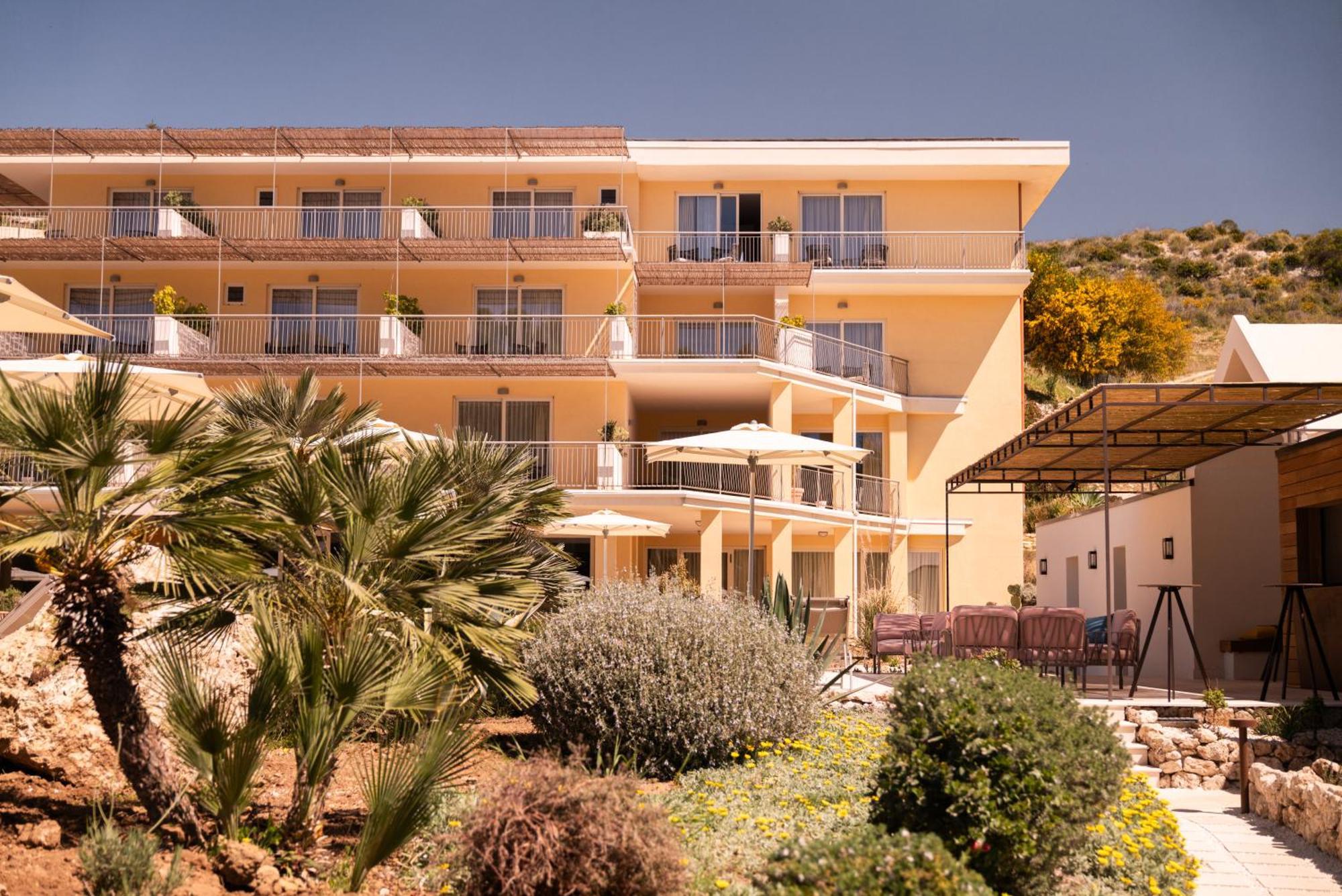 Luna Minoica Suites And Apartments Montallegro Luaran gambar