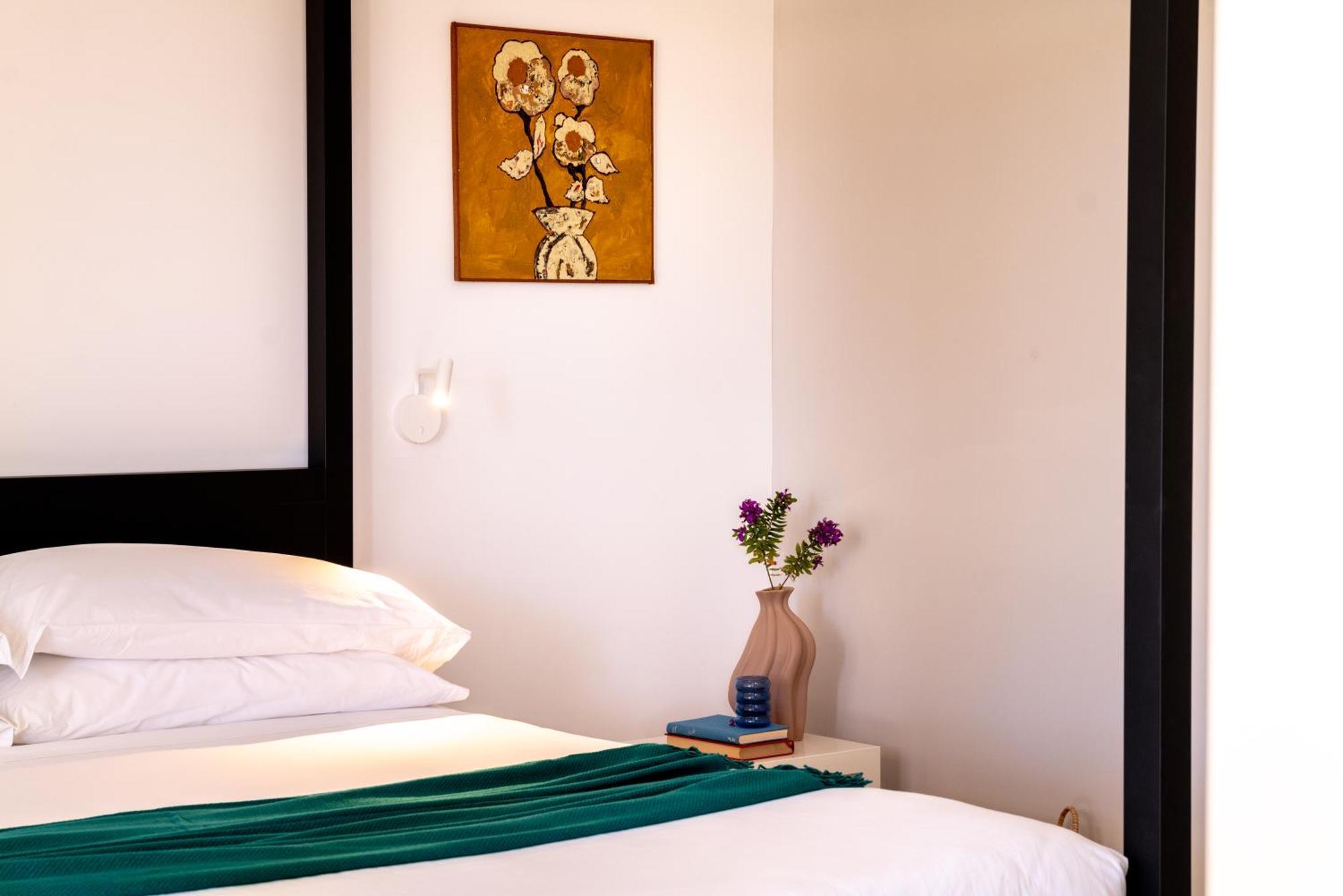 Luna Minoica Suites And Apartments Montallegro Luaran gambar
