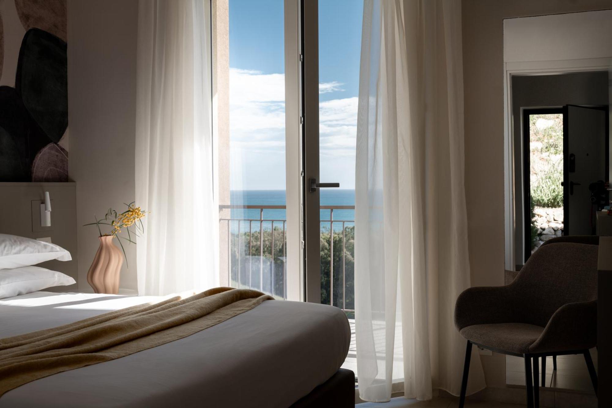 Luna Minoica Suites And Apartments Montallegro Luaran gambar